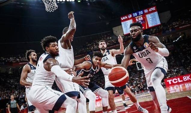  字母哥空砍55分无缘胜，雄鹿加时惜败步行者  