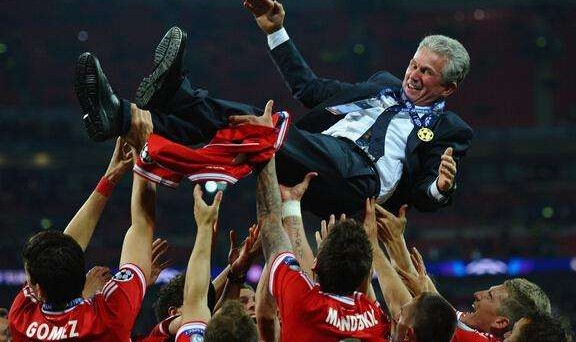  多特蒙德绝杀逆转法兰克福保留希望  