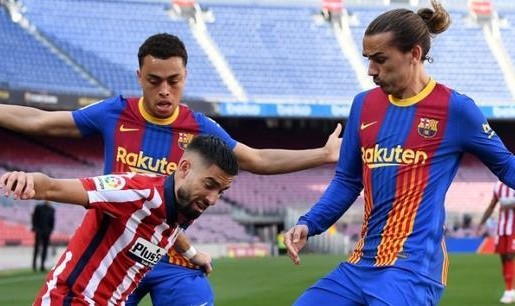  法甲黑马连克强敌跻身前三甲  