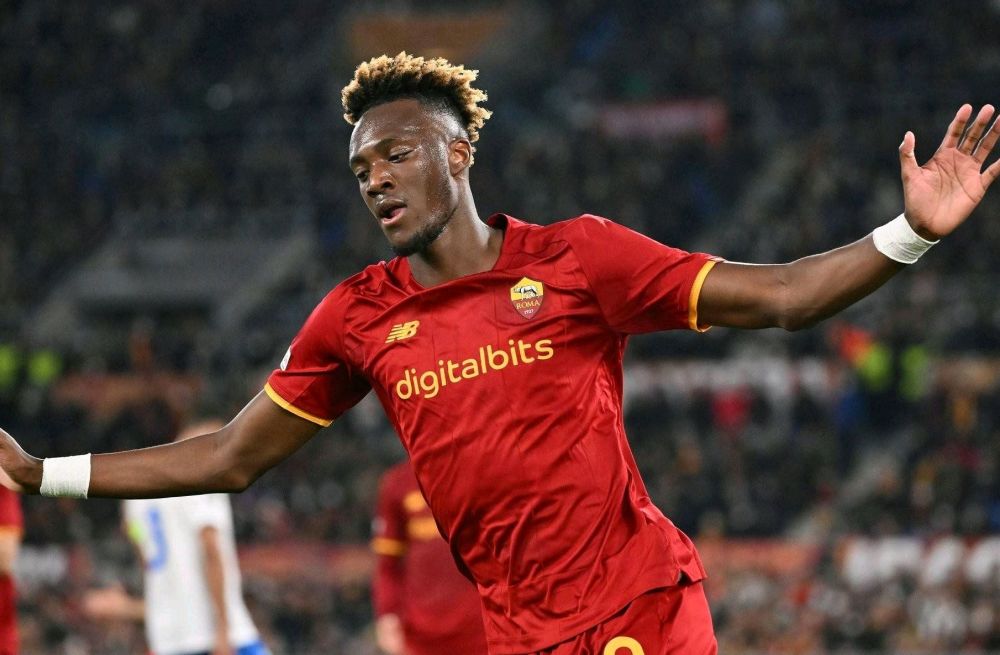  罗马锋霸单场造五球创欧协联新纪录  